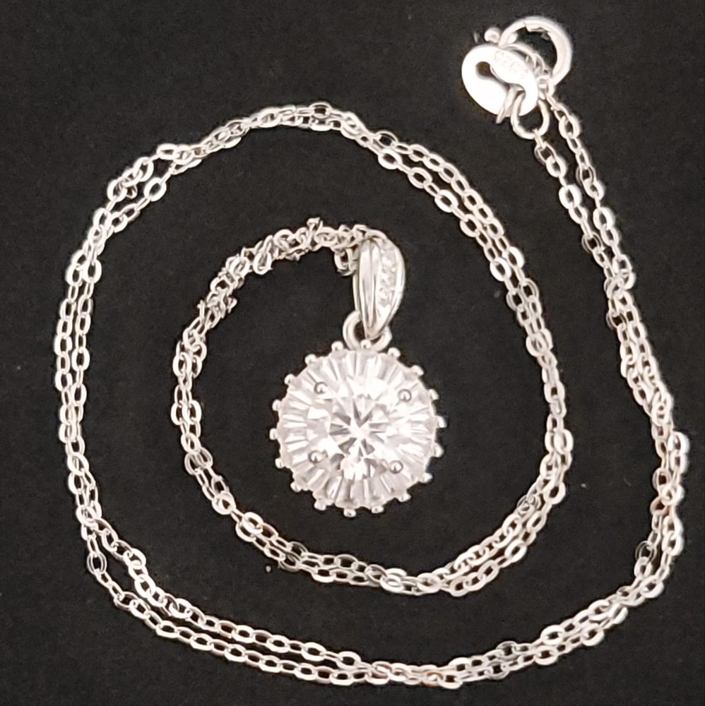 GRA Cert. 1.0CT Moissanite Sterling Silver Necklace